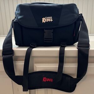 Canon Rebel Black Camera Bag